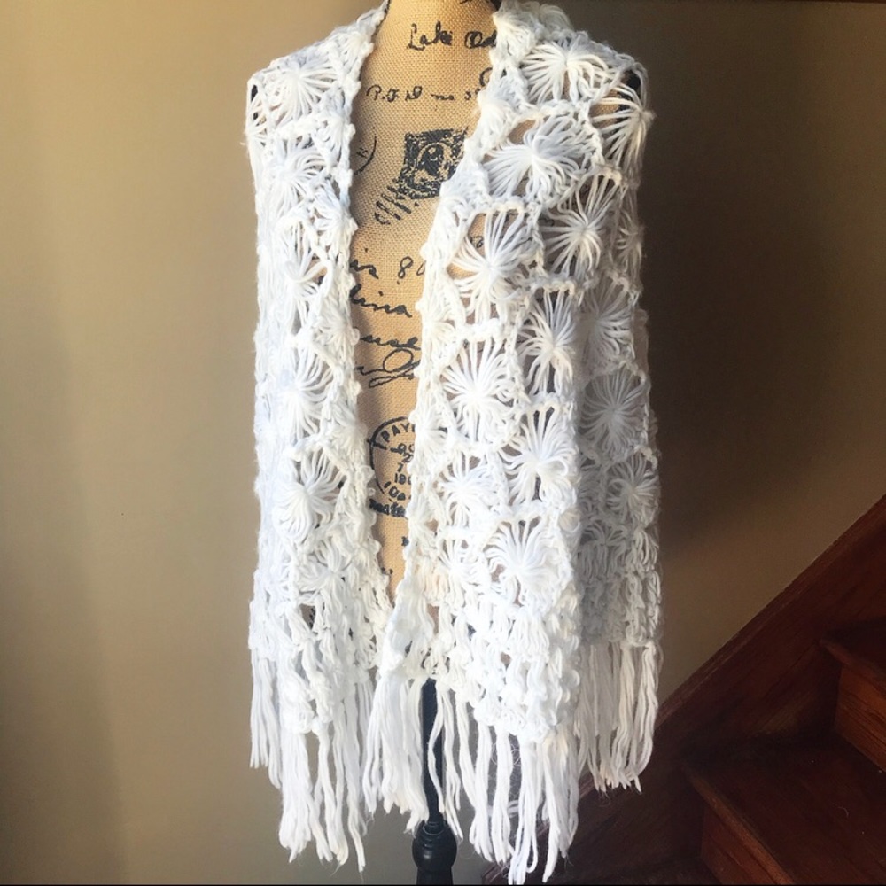 Vintage White Fringe Crochet Duster Cape